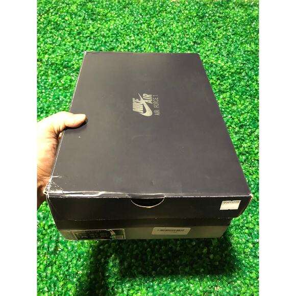 Air Force 1 Low '07 LV8 1 Triple Red CW6999-600 New With Box - Picture 11 of 11